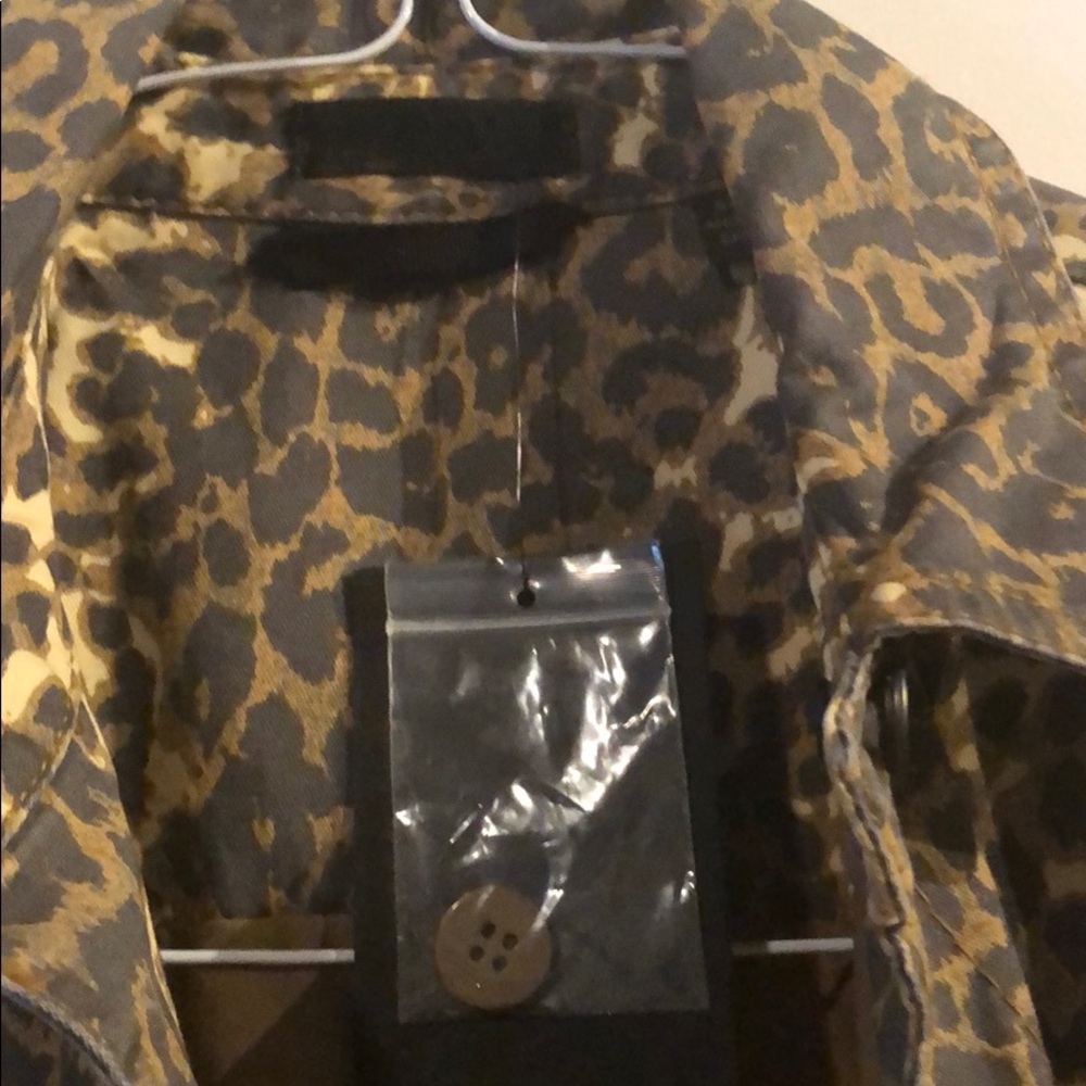 Leopard Jean Jacket - Picture 3 of 7